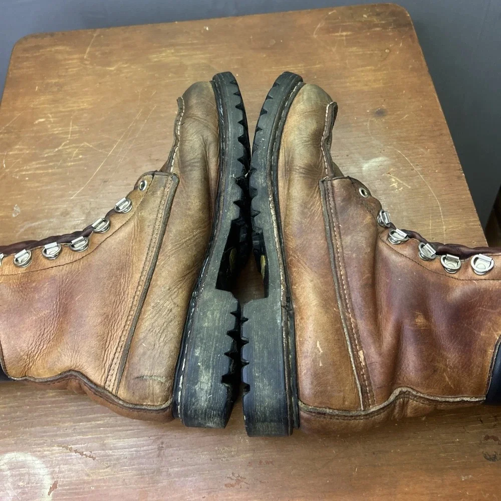 70s Browning Hunting Boots Vintage Made in USA lace up Lug Vibram sole 10-11 B